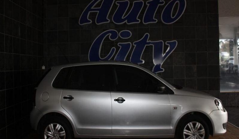 Volkswagen Polo Vivo Hatch 1.4 Conceptline 2015 full