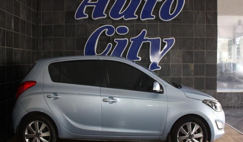 Hyundai I20 1.4 Crdi Glide 2014 full