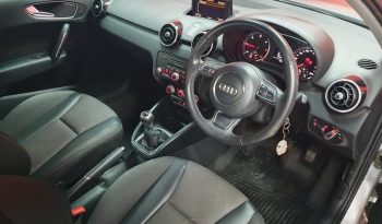Audi A1 1.6 Tdi Ambition 2012 full