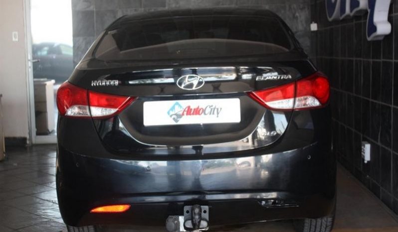 Hyundai Elantra 1.8 Executive At 2012 full