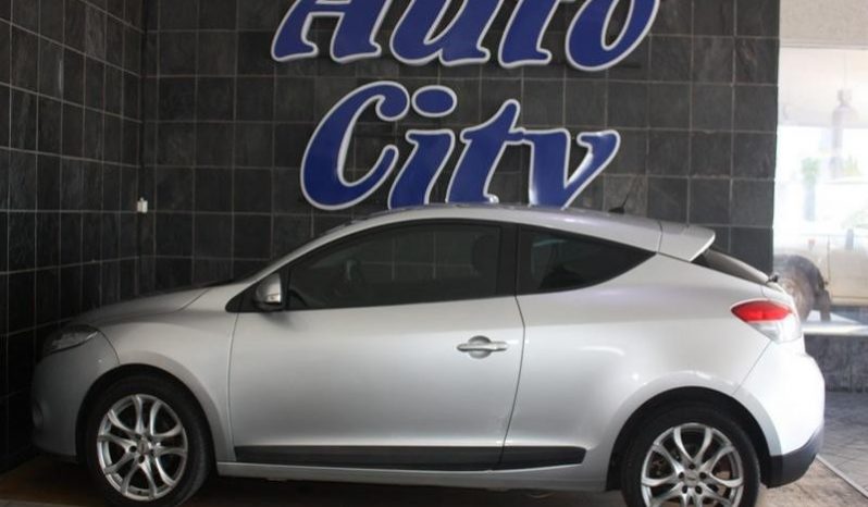 Renault Megane Coupe 1.4 Tce Dynamique + Satnav 2010 full