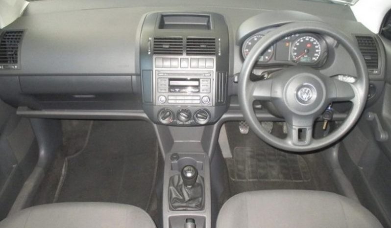 Volkswagen Polo Vivo Hatch 1.4 Conceptline 2017 full