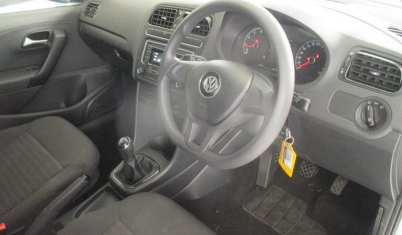 Volkswagen Polo Vivo Hatch 1.4 Trendline 2019 full