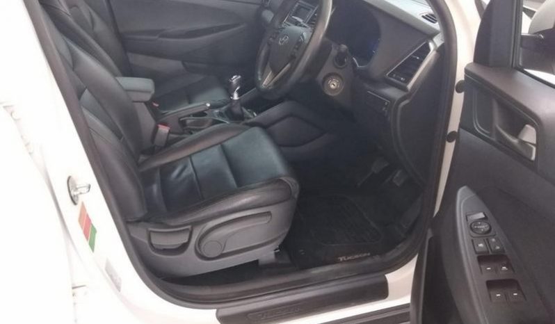 Hyundai Tucson 2.0 Premium 2016 full