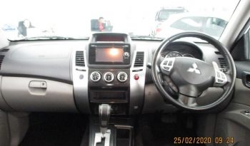 Mitsubishi Pajero 2.5 Di-D Sport Gls 4X4 At 2015 full