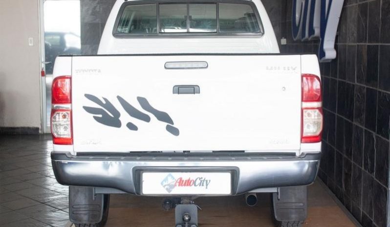 Toyota Hilux 2.5 D-4D D/cab 4X4 Srx 2014 full