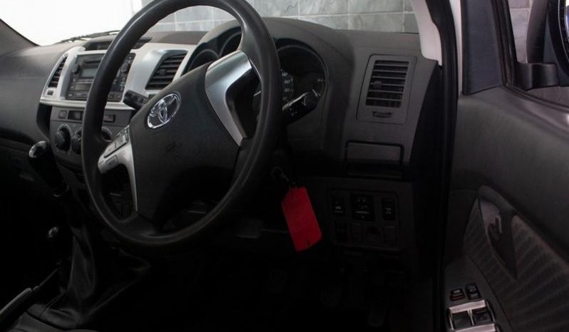 Toyota Hilux 2.5 D-4D D/cab 4X4 Srx 2014 full