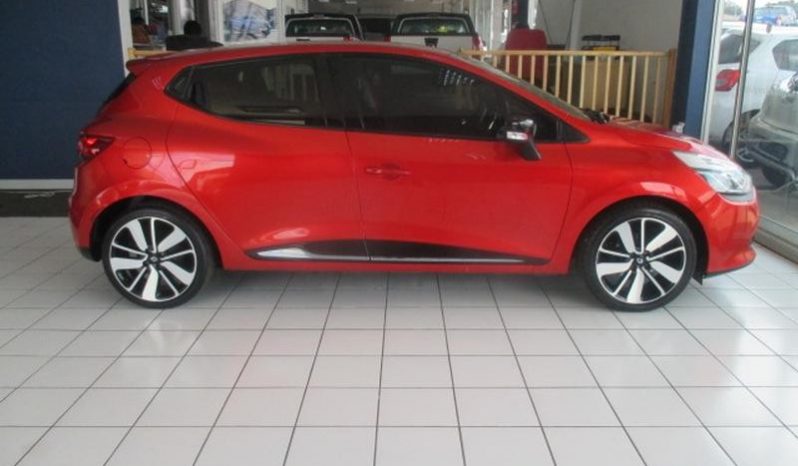 Renault Clio 4 0.9 Turbo Dynamique 2015 full