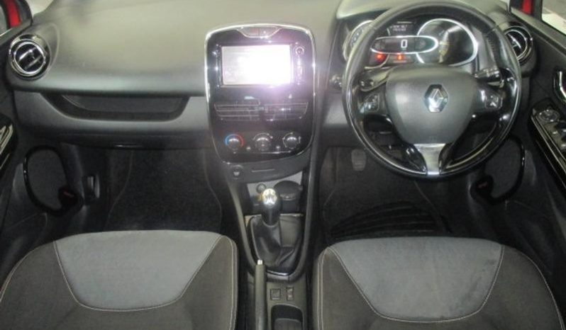 Renault Clio 4 0.9 Turbo Dynamique 2015 full