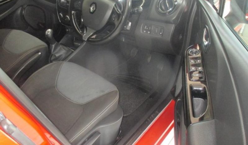 Renault Clio 4 0.9 Turbo Dynamique 2015 full