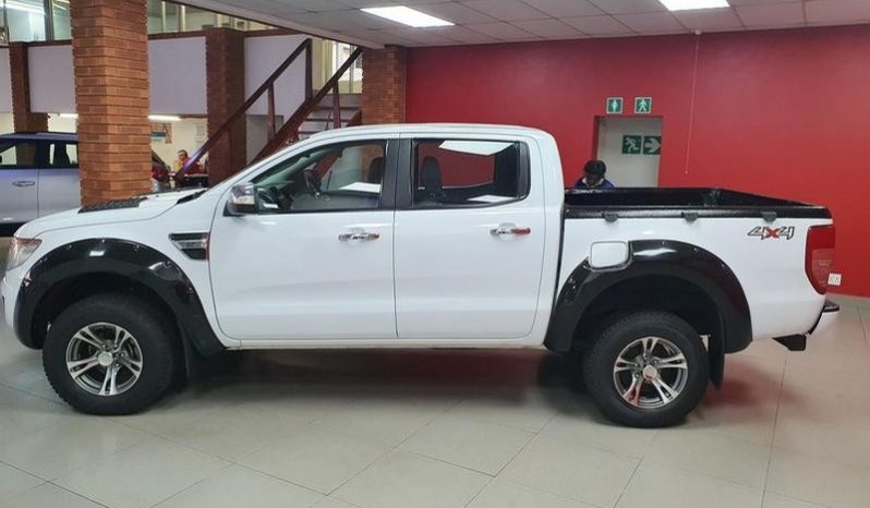 Ford Ranger 3.2 Tdci Xlt 4X4 D/cab 2013 full