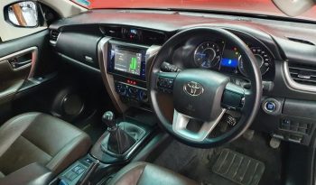 Toyota Fortuner 2.4 Gd-6 Raised Body 2018 full