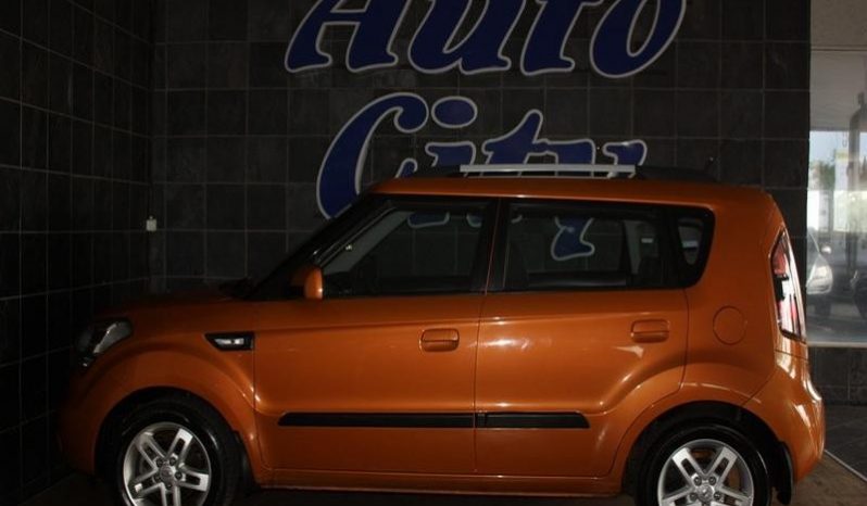 Kia Soul 1.6 High Spec 2010 full