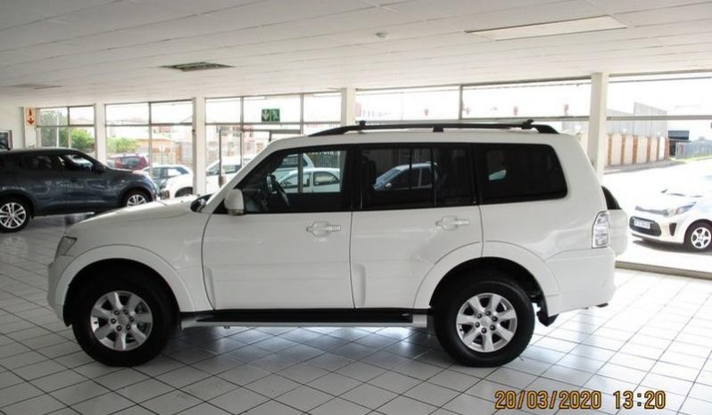 Mitsubishi Pajero 3.2 DiD Gls Lwb At 2014 full