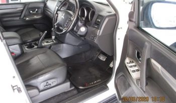 Mitsubishi Pajero 3.2 DiD Gls Lwb At 2014 full