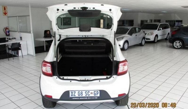 Renault Sandero 0.9 Turbo Stepway 2015 full