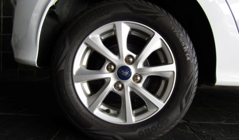 Ford Figo 1.5 Trend 5MT 5DR 2020 full