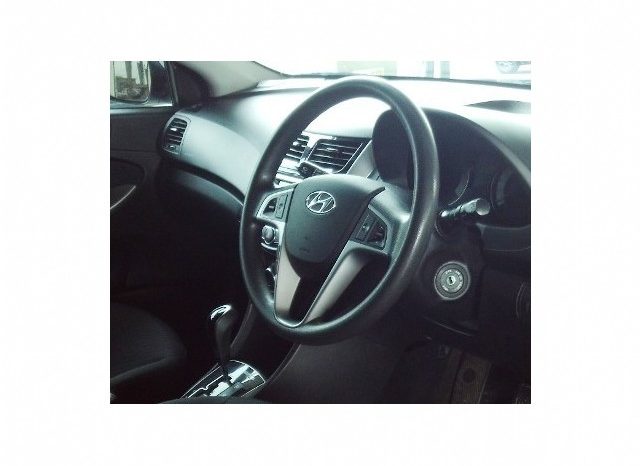Hyundai Accent 1.6 GLS Fluid Auto 2017 full