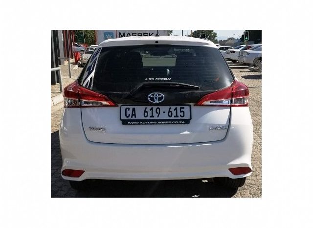 Toyota Yaris 1.5 XS 5 Door 2019 full