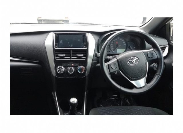 Toyota Yaris 1.5 XS 5 Door 2019 full