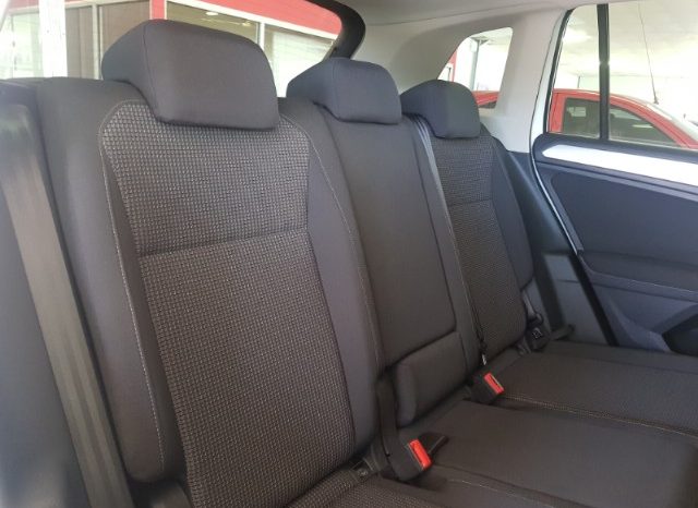 Volkswagen Tiguan 1.4 TSI Trendline DSG (110kW) 2019 full