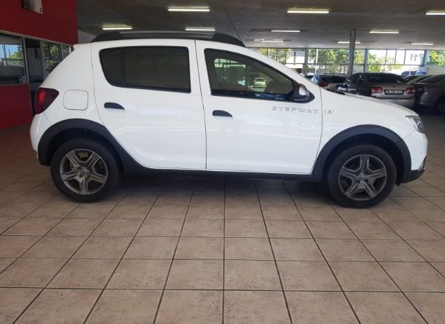 Renault Sandero 900T Stepway Expression 2018 full