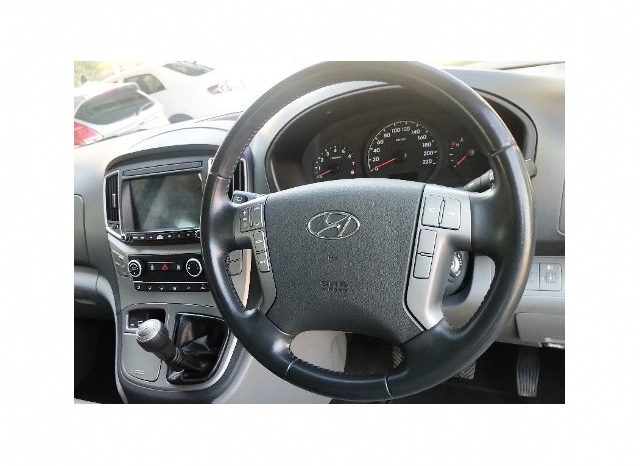 Hyundai H-1 GLS 2.4 CVVT Wagon 2018 full