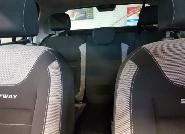 Renault Sandero 900T Stepway Expression 2018 full