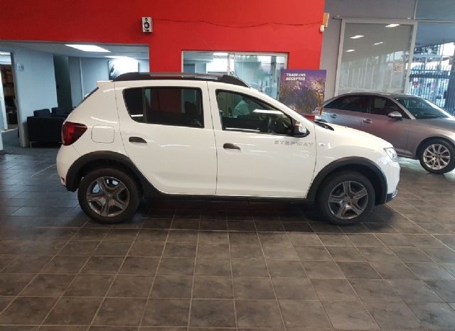 Renault Sandero 900T Stepway Expression 2018 full