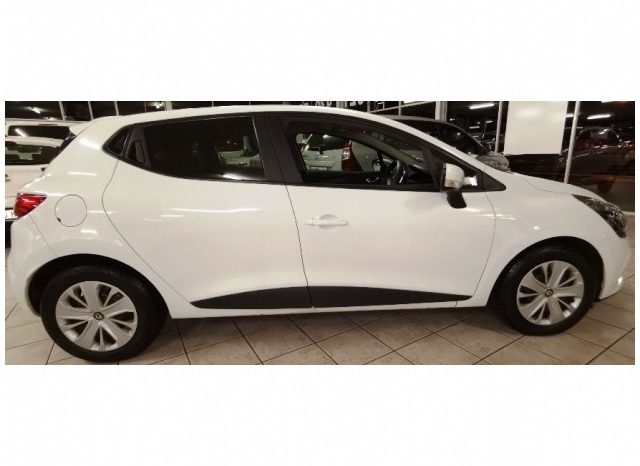 Renault Clio IV 900T Authentique 5 Door (66kW) 2018 full