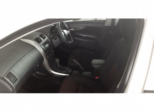 Toyota Corolla Quest 1.6 Auto 2018 full