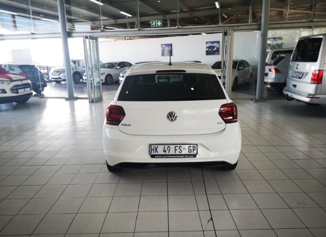 Volkswagen Polo 1.0 TSI Trendline 2018 full