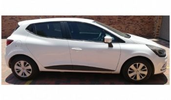 Renault Clio IV 900T Authentique 5 Door (66kW) 2019 full
