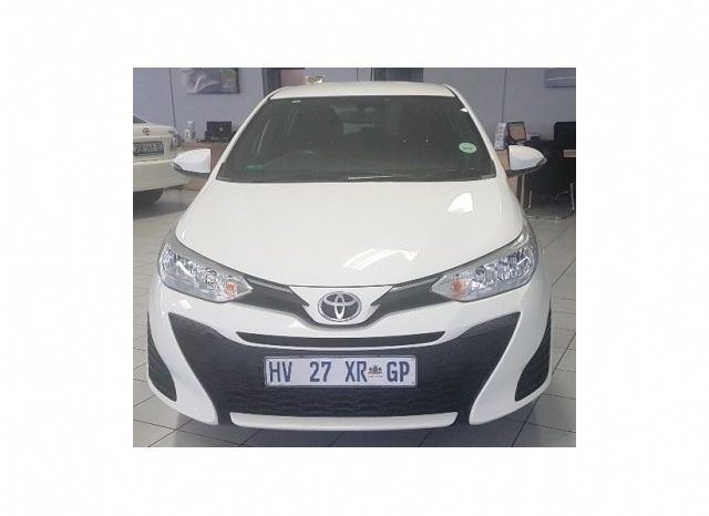 Toyota Yaris 1.5 XS 5 Door 2019 full