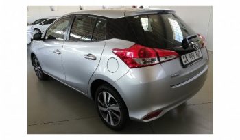 Toyota Yaris 1.5 XS CVT 5 Door 2019 full