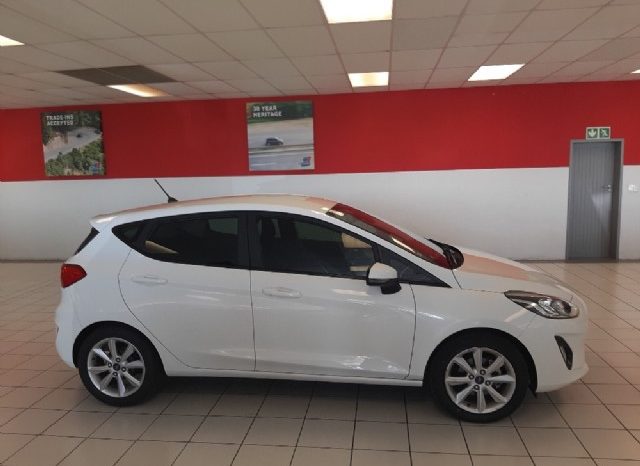 Ford Fiesta 1.0 Ecoboost Trend 5 Door 2018 full