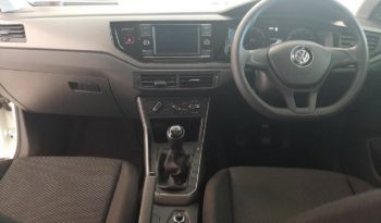 Volkswagen Polo 1.0 TSI Trendline 2018 full