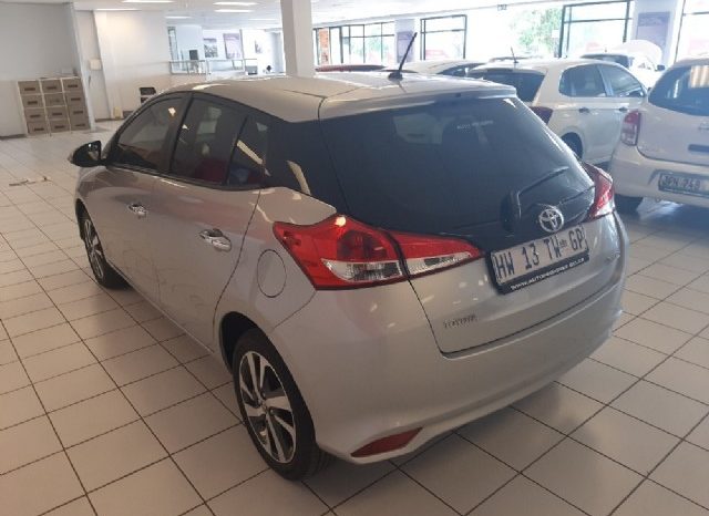 Toyota Yaris 1.5 XS 5 Door 2019 full