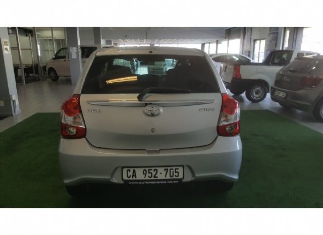Toyota Etios 1.5 Xs 5 Door 2017 full