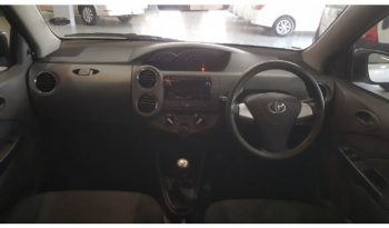 Toyota Etios 1.5 Xs 5 Door 2017 full
