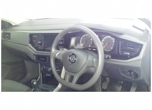 Volkswagen Polo 1.0 TSI Trendline 2019 full