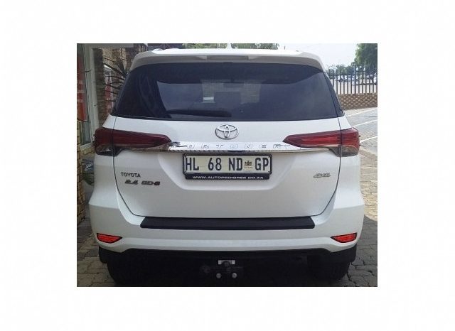 Toyota Fortuner 2.4 GD-6 4×4 Auto 2018 full