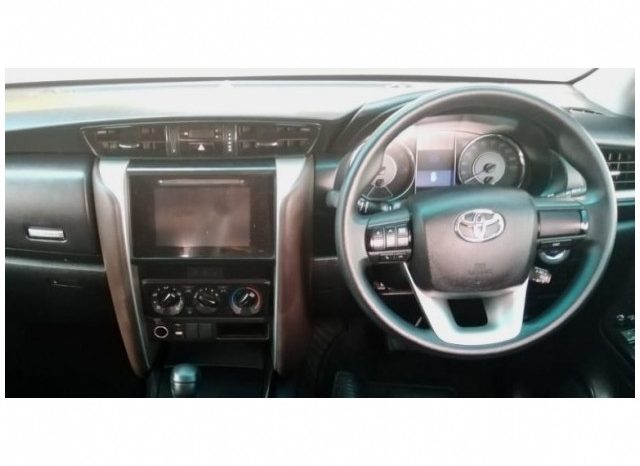 Toyota Fortuner 2.4 GD-6 Raised Body Auto 2018 full
