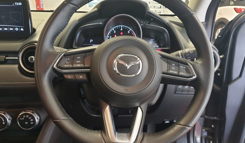 Mazda Mazda2 1.5L DE HAZUMI AUTO 2020 full