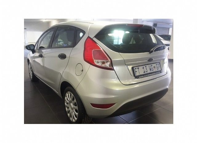 Ford Fiesta 1.4 Ambiente 5 Door 2017 full