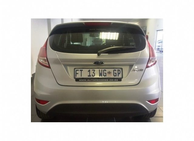 Ford Fiesta 1.4 Ambiente 5 Door 2017 full