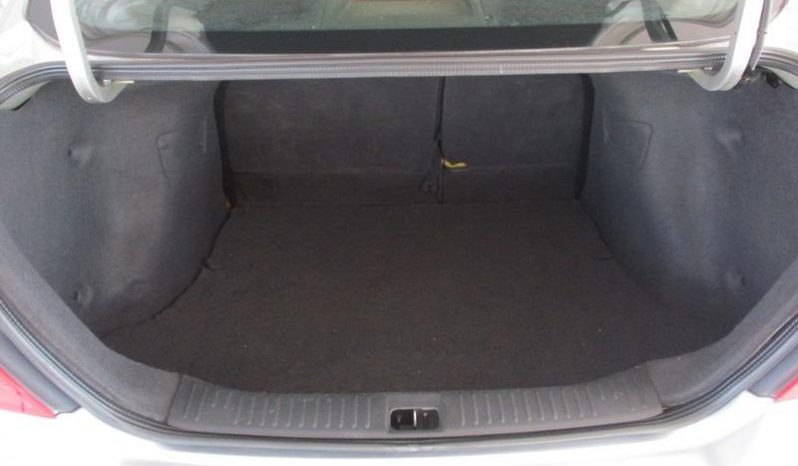 Nissan Tiida 1.8 Acenta 4-Door 2013 full