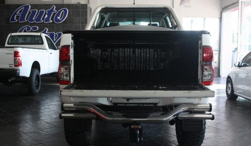 Toyota Hilux 3.0 D-4D D/cab 4X4 Raider Legend 45 2016 full