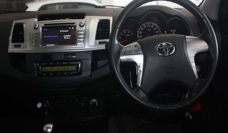 Toyota Hilux 3.0 D-4D D/cab 4X4 Raider Legend 45 2016 full