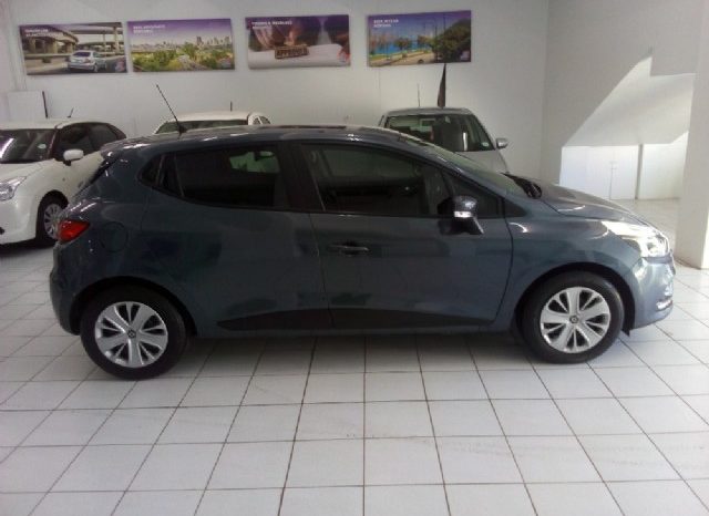 Renault Clio IV 900T Authentique 5 Door (66kW) 2018 full